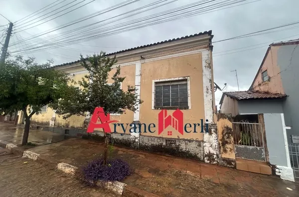 Casa para venda, 3 quarto(s),  Centro, Casa Branca