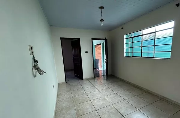Casa para venda, 2 quarto(s),  Cidade Jardim, Casa Branca