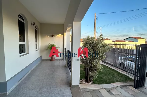 Casa para venda, 4 quarto(s),  Centro, Casa Branca