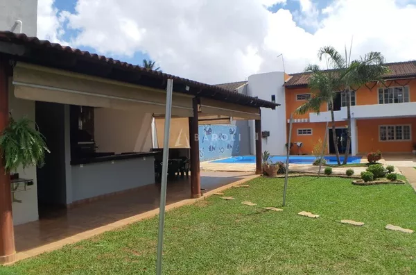 Casa de 582 m² com 3 quartos, piscina e área gourmet à venda em Taguatinga Sul