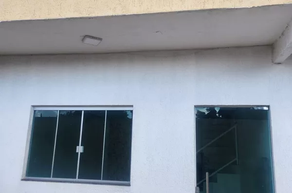 VENDE EXCELENTE APARTAMENTO TRIPLEX DE 4 QUARTOS EM ARNIQUEIRA/DF - Foto 2