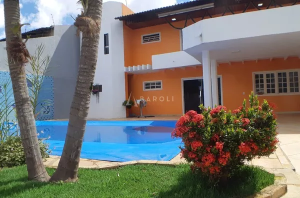 Casa de 582 m² com 3 quartos, piscina e área gourmet à venda em Taguatinga Sul