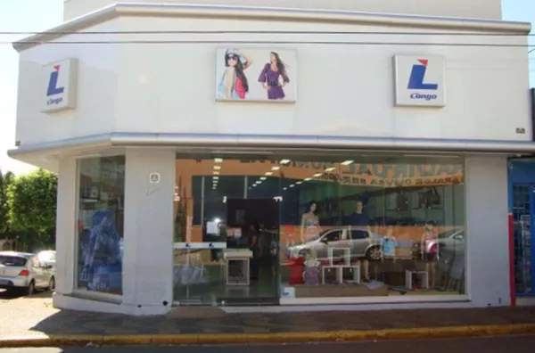 SALAO LONGO ESQUINA