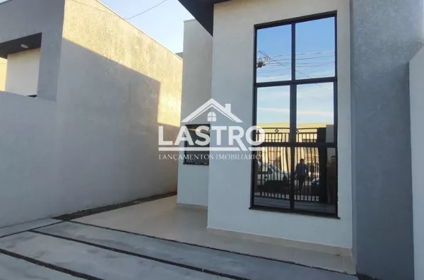 CASA A VENDA, MORUMBI COM 2 SUITE