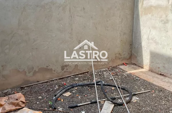CASA PARA VENDA, JRD DAS OLIVEIRAS COM SUITE 