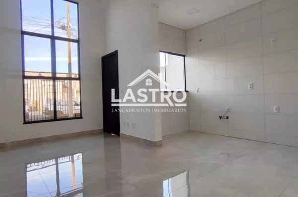 CASA A VENDA, MORUMBI COM 2 SUITE