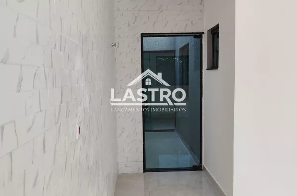 CASA A VENDA, JARDIM DAS OLIVEIRAS COM 2 QUARTOS