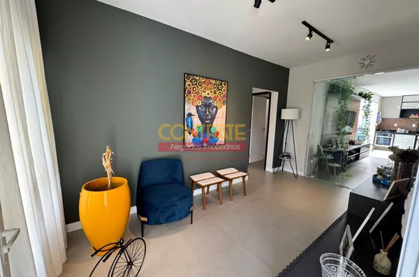 Casa totalmente mobiliada no SIM