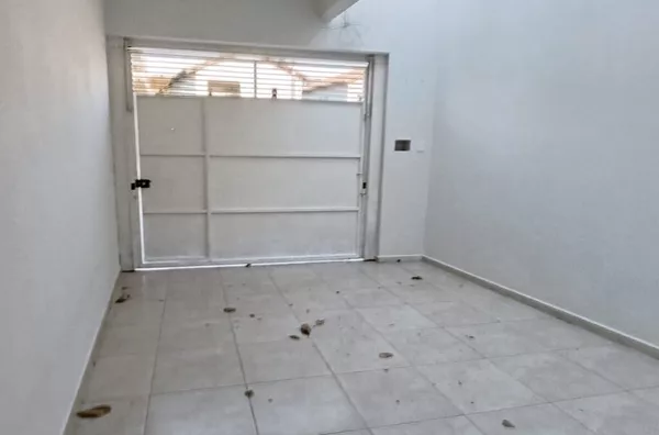 Casa para aluguel, 2 quarto(s),  Centro, Tremembe
