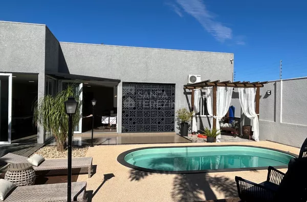 Casa Alto Padrão para venda em Santa Terezinha De Itaipu