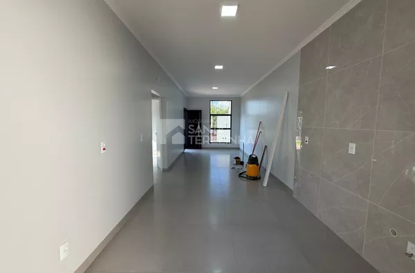 Casa de esquina para venda em Santa Terezinha De Itaipu