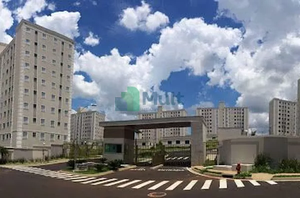 Apartamento em ótima localização no Reserva Sul Condomínio Resort com 48m² de área privativa.