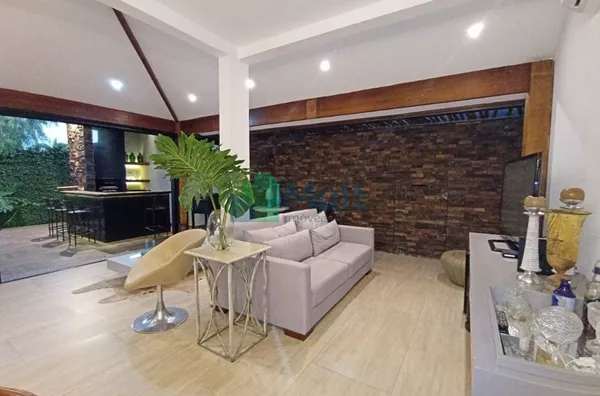 Casa térrea em Condomínio Fechado, toda reformada em Bonfim Paulista SP com terreno de 457,51 e 198m² de área construída.