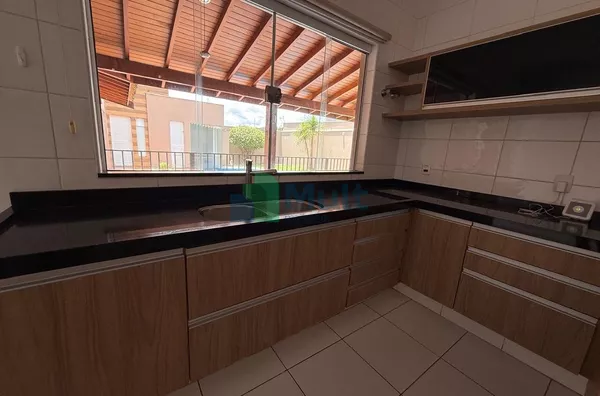 Casa para Venda e Locação – 3 quartos – 301 m² – 3 banheiros – Bairro City Ribeirão – Ribeirão Preto/SP