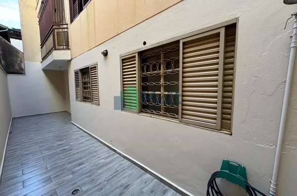Apartamento Térreo à Venda – Jardim Irajá – Ribeirão Preto/SP