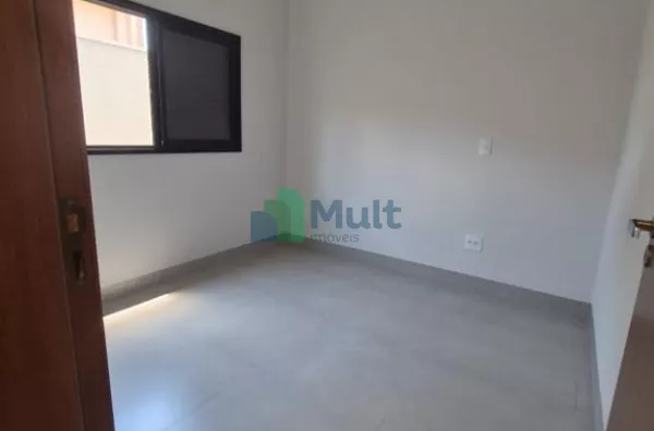 Casa Nova Térrea em Condomínio em Bonfim Paulista- SP com terreno de 253m² e 147m² de área construída.