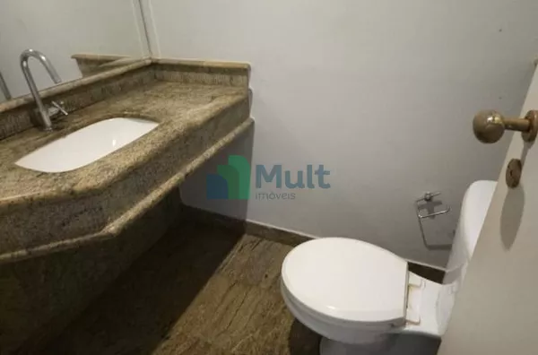 Apartamento em excelente localização no Bairro Santa Cruz do Jose Jacques com 196,20m² de área privativa com 4 dormitórios.