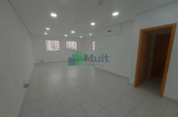 Sala Comercial para Locação e Venda – 48,50 m² – 2 Banheiros – Bairro Jardim Botânico | Ribeirão Preto/SP
