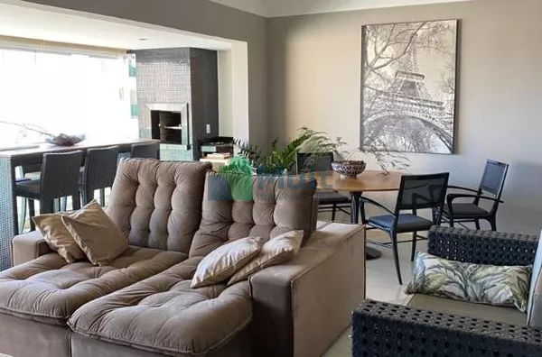 Apartamento de Alto Padrão localizado no Bosque das Juritis com 3 suítes.