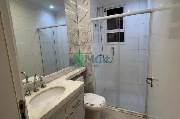 Apartamento térreo em ótima localização no Bairro Ribeirânia com 199,83m², de área útil, 4...