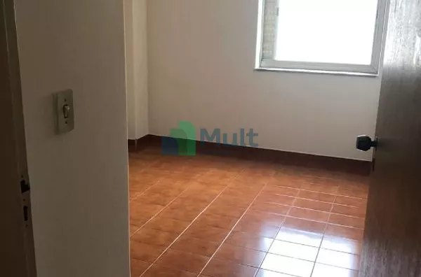 Apartamento em ótima localização próximo Shopping Santa Úrsula  com 92m² de área privativa.