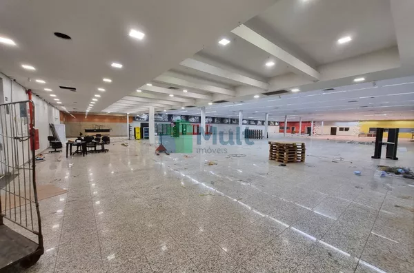 Área Comercial para Locação – 4 salas, 6 banheiros – 5.278,00 m² – Bairro Ipiranga | Ribeirão Preto/SP