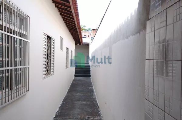 Casa com 3 quartos, sendo 1 suíte para aluguel,  Jardim Anhanguera, Ribeirão Preto