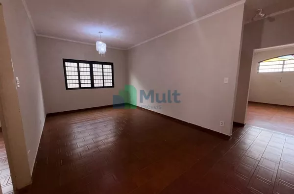 Sobrado com 3 dormitórios para alugar, 280 m² por R$ 3.300,00/mês - Vila Tibério - Ribeirão Preto/SP