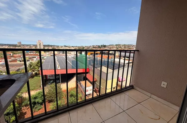 Apartamento em ótima localização no Bairro Monte Alegre com 63m.