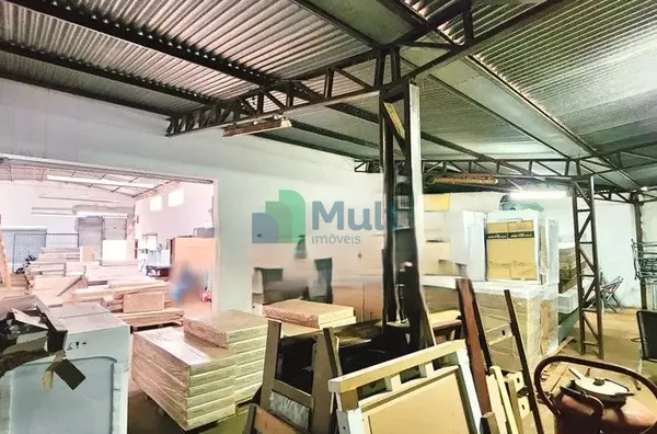 Galpão Comercial em excelente localização no Bairro Jd. Maria Goretti com terreno de 610m² e 454m² de área construída, próximo ao SUS.