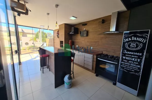 Linda Casa no Condomínio Morada da Fronteira na Cidade de Rafaina -SP