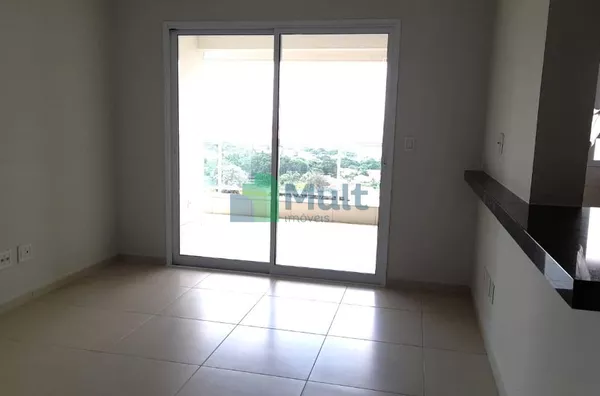 Apartamento face sombra e andar alto com 78m² de área útil em ótima localização próximo a Av. Prof. João Fiúsa.