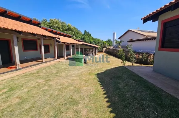 Chácara localizada no Recreio São Lourenço com 1.850m² em ótima localização, próximo a Pedreira Inderp; zona sul, 9 km da Av. João Fiusa.