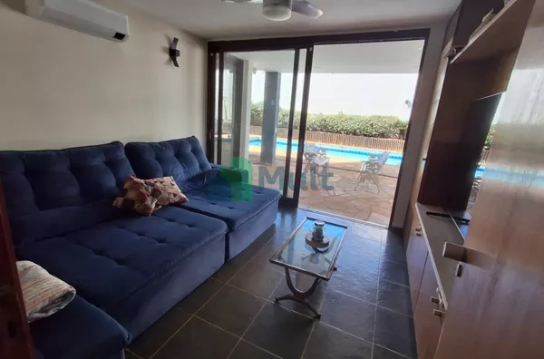 Casa com 6 Quartos, sendo 3 suítes a venda, 626 m² - Ribeirânia - Ribeirao Preto