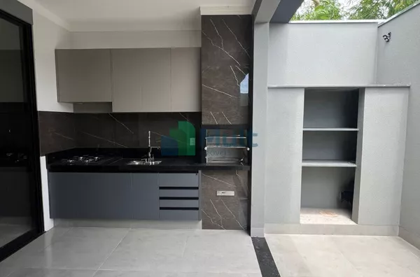 Casa com 03 quartos, sendo 02 suítes para venda -Jardim Santa Cecília - Ribeirão Preto