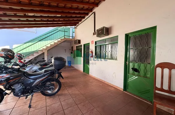Galpão para Venda e Locação – 2 banheiros – 1.360,00 m² – Bairro Vila Elisa | Ribeirão Preto/SP