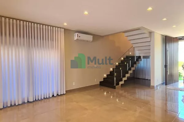 Sobrado Novo em condomínio de Alto Padrão.