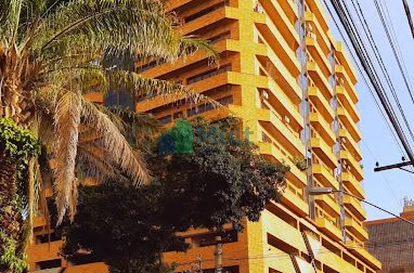 Sala Comercial em excelente localização no Ed. Center Plaza com 49m² de área privativa.