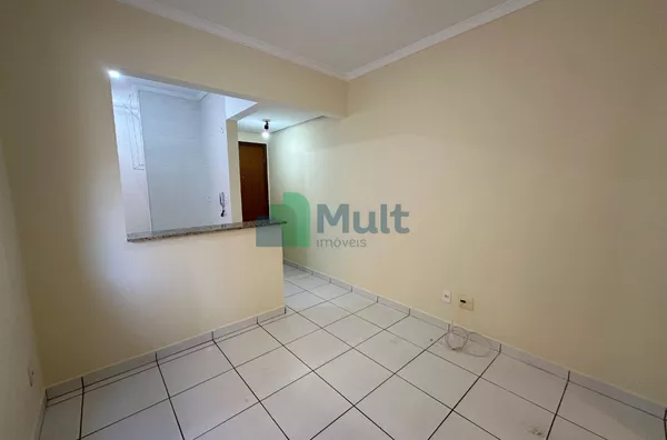 Apartamento disponível para locação no bairro Ana Maria, em Ribeirão Preto/SP. Imóvel com 40m², bem iluminado, com sala, cozinha e dormitório com armários, uma vaga de garagem. Localização privilegiada, próximo ao Ribeirão Shopping.