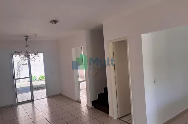 Casa com 3 quartos para alugar, 140 m²