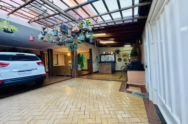 Casa com 3 dormitórios à venda, 260 m² - Jardim São Luiz - Ribeirão Preto/SP