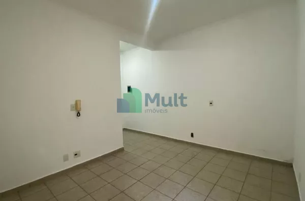 Sala em ótima localização na Vila Seixas, com com 37m² de área útil.