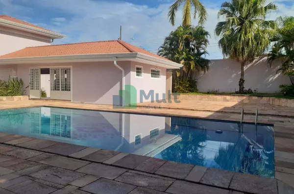 Casa de Alto Padrão em excelente localização na Zona Sul da Cidade de Ribeirão Preto -SP. Área de terreno com 1.279,20m².
