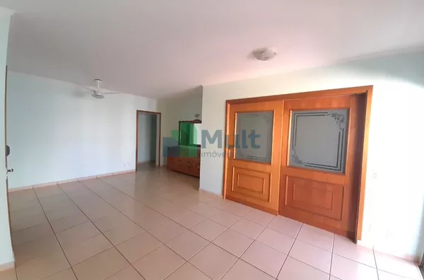 Apartamento com 153m², 2 vagas com valor único.