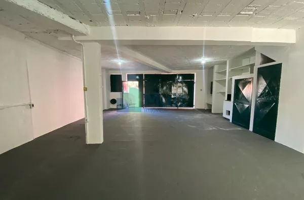 Salão Comercial para Locação – 80,00 m² – 1 Banheiro – Centro | Ribeirão Preto/SP - Foto 1