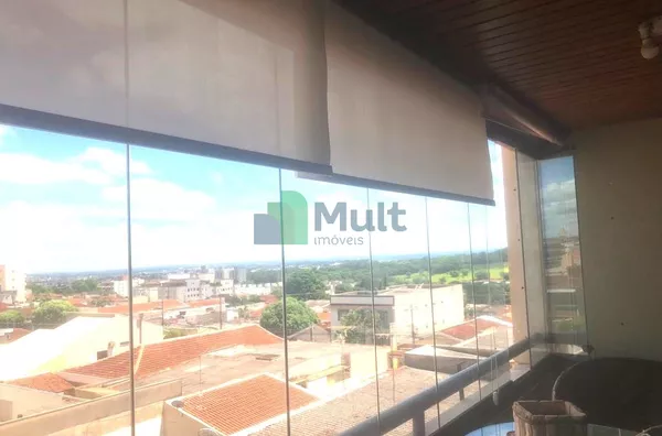 Apartamento em ótima localização no Jd. Paulistano com 146,76 m² de área útil.