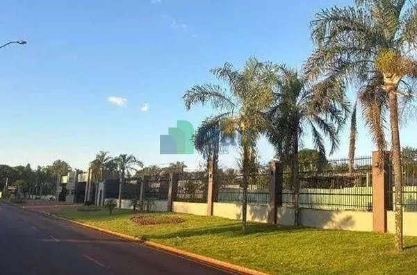 Terreno localizado no Condomínio  Garden Villa com 1481,43m².
