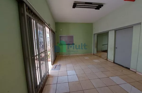 Prédio Comercial para Locação  com área útil de 2.500m² ao lado da Igreja São José no Centro de Ribeirão Preto-SP