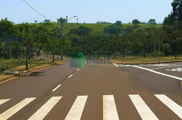 Terreno localizado no Loteamento Terras de Santa Marta na Cidade de Bonfim Paulista - SP. Terreno com  251,94m².