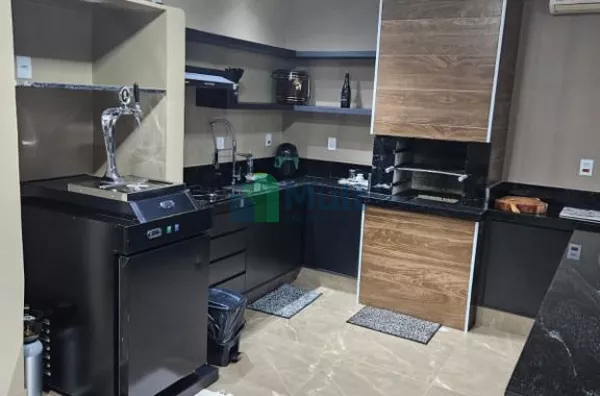 Casa mobiliada com 283m², no bairro Lagoinha. Próximo a Supermercados e com fácil acesso as avenidas Castelo Branco e Av. Presidente Kennedy.